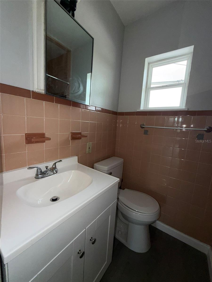 2400 25TH ST N #A — photo 9