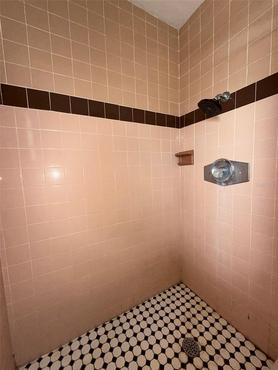 2400 25TH ST N #A — photo 10