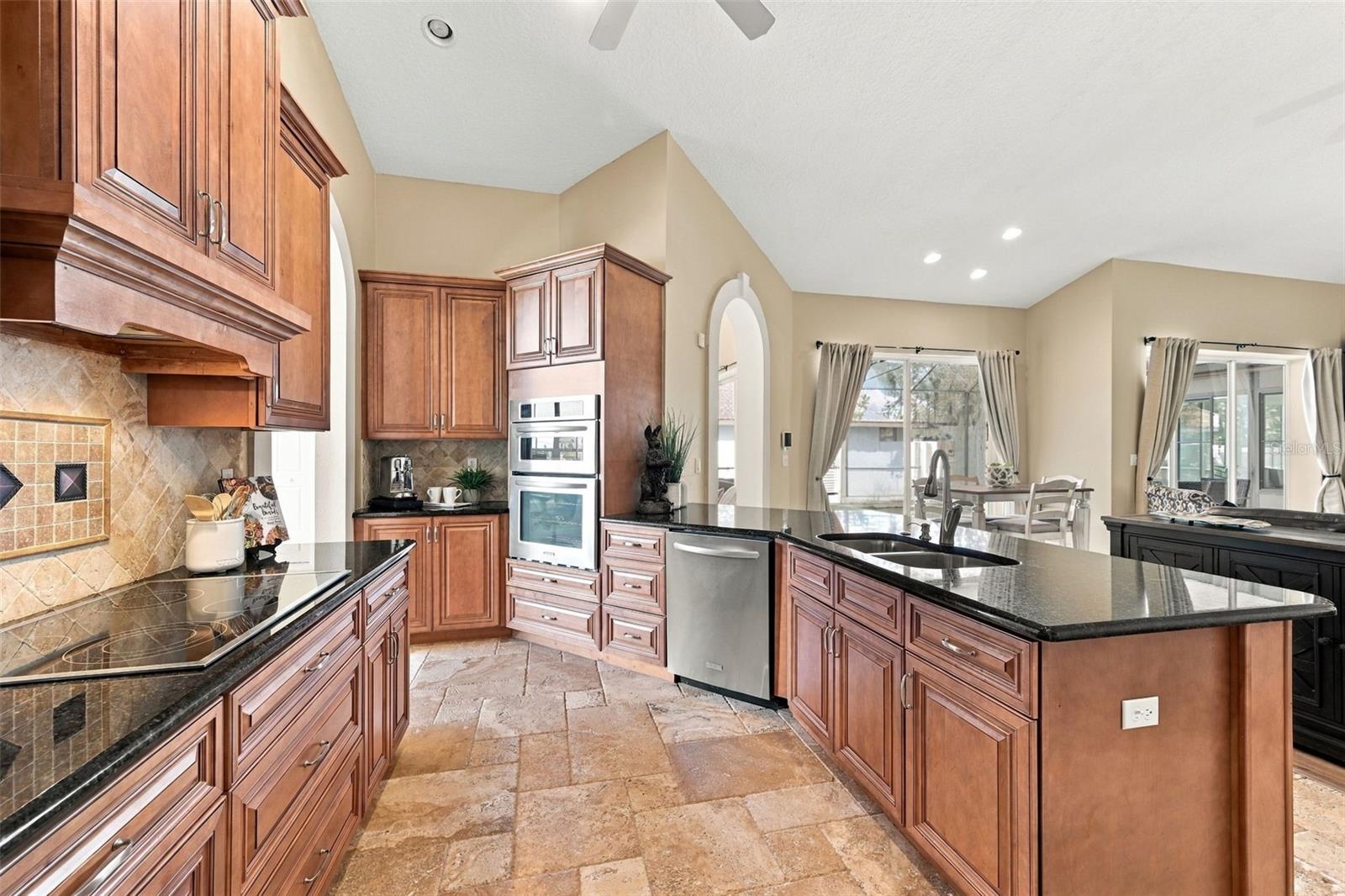 2966 HILLCREEK CIR S — photo 13