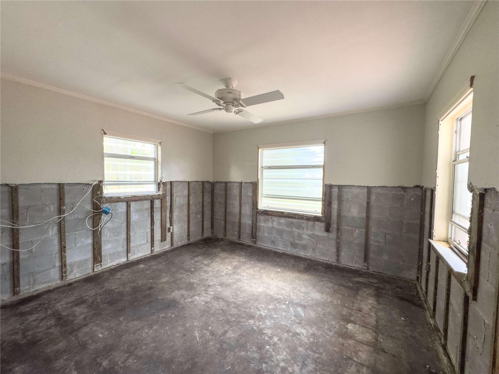 16107 GULF BLVD — photo 14