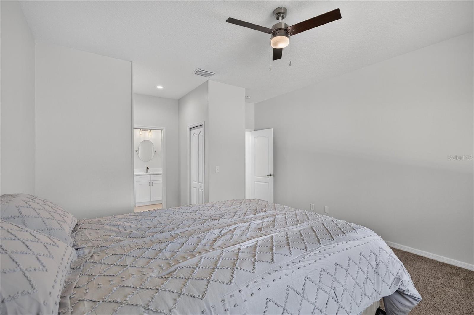 714 HIDDEN LAKE DR — photo 23