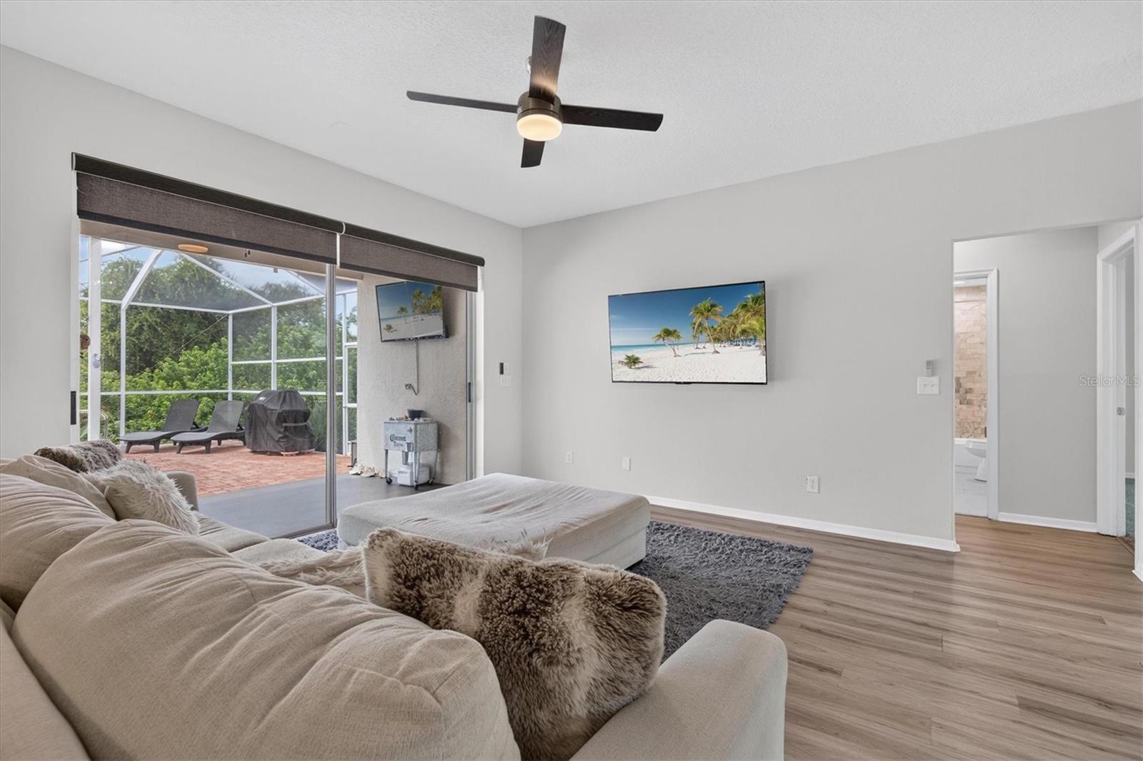 714 HIDDEN LAKE DR — photo 9