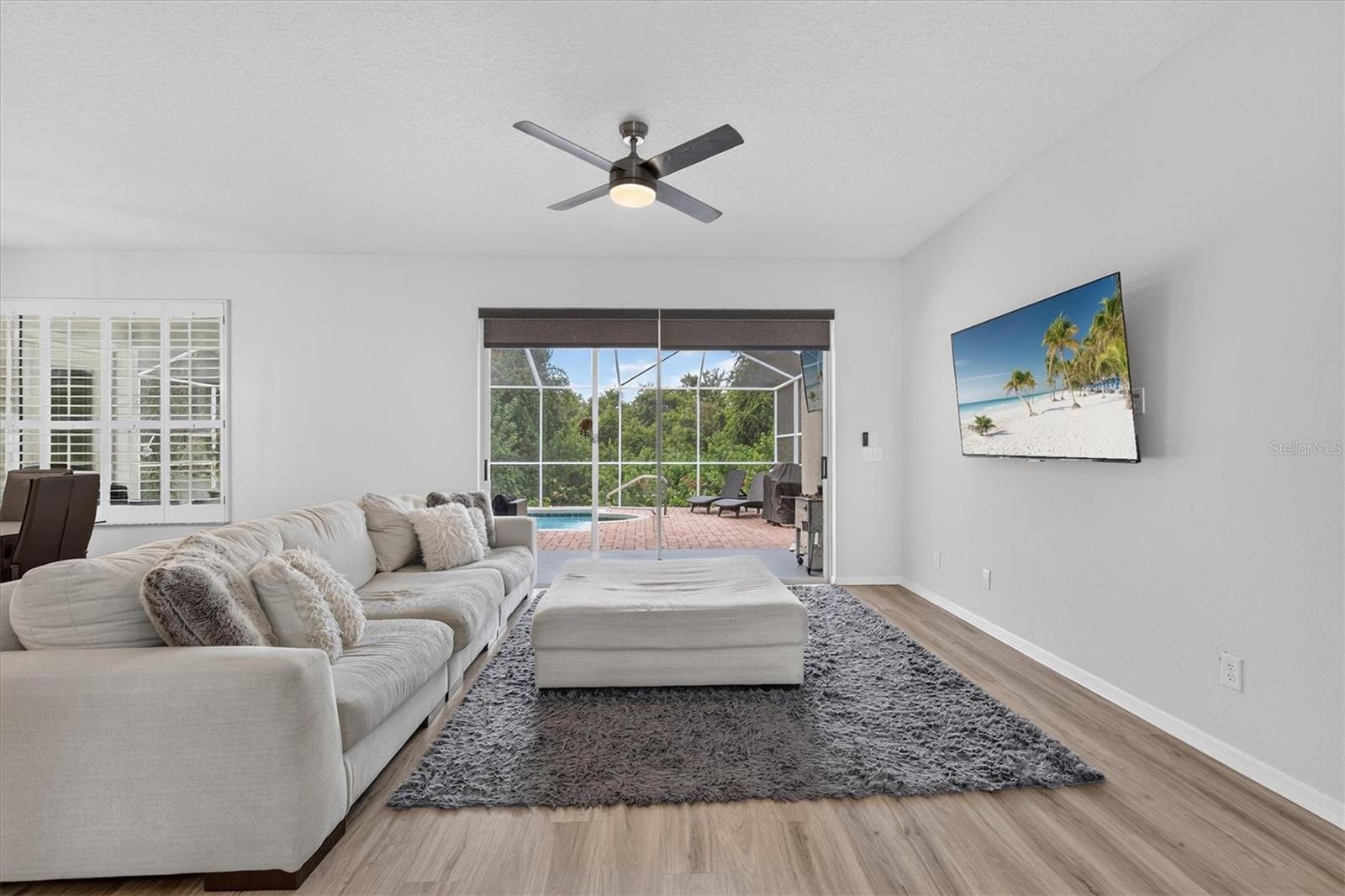714 HIDDEN LAKE DR — photo 10