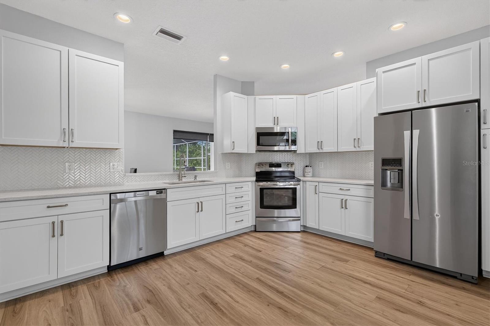 714 HIDDEN LAKE DR — photo 14