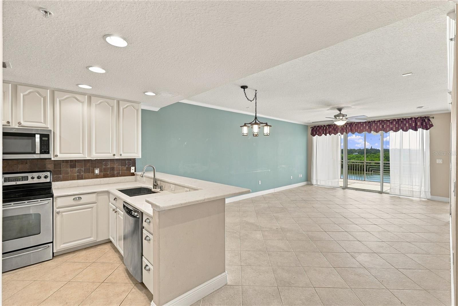 7070 KEY HAVEN RD #402 — photo 16