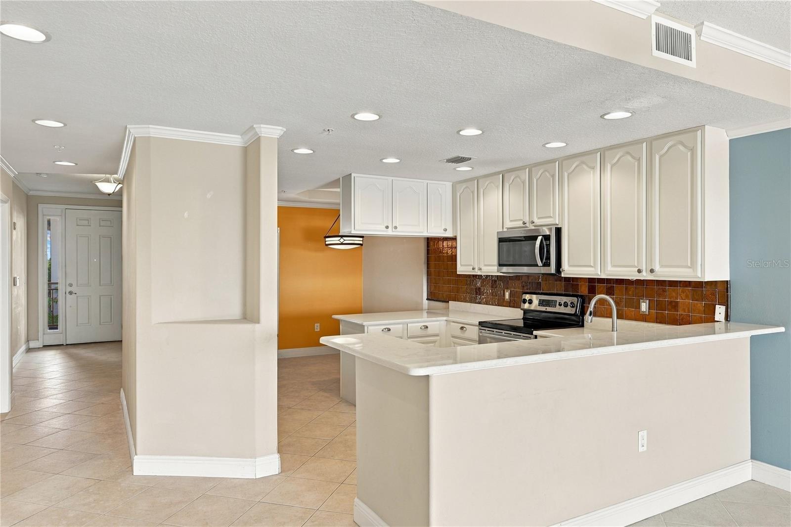 7070 KEY HAVEN RD #402 — photo 15