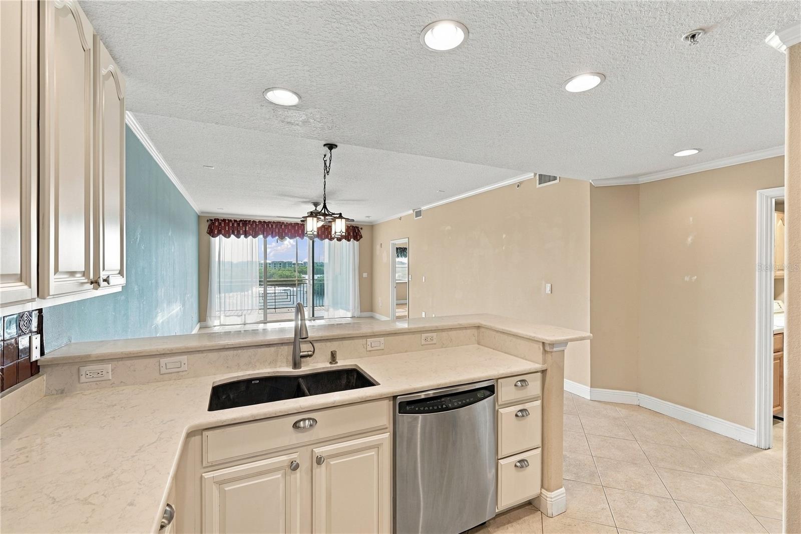 7070 KEY HAVEN RD #402 — photo 14