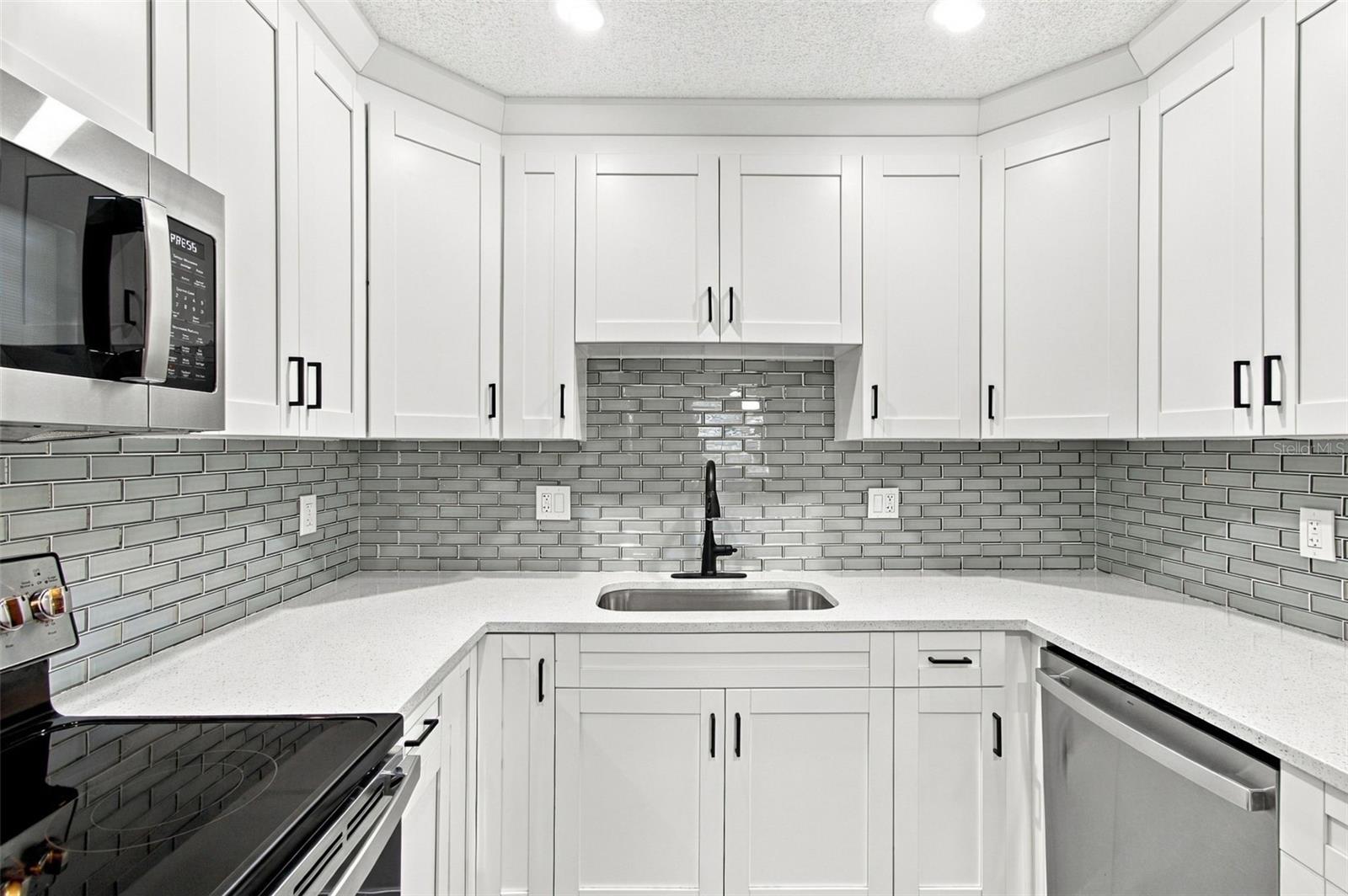 2801 BURTS AVE — photo 8