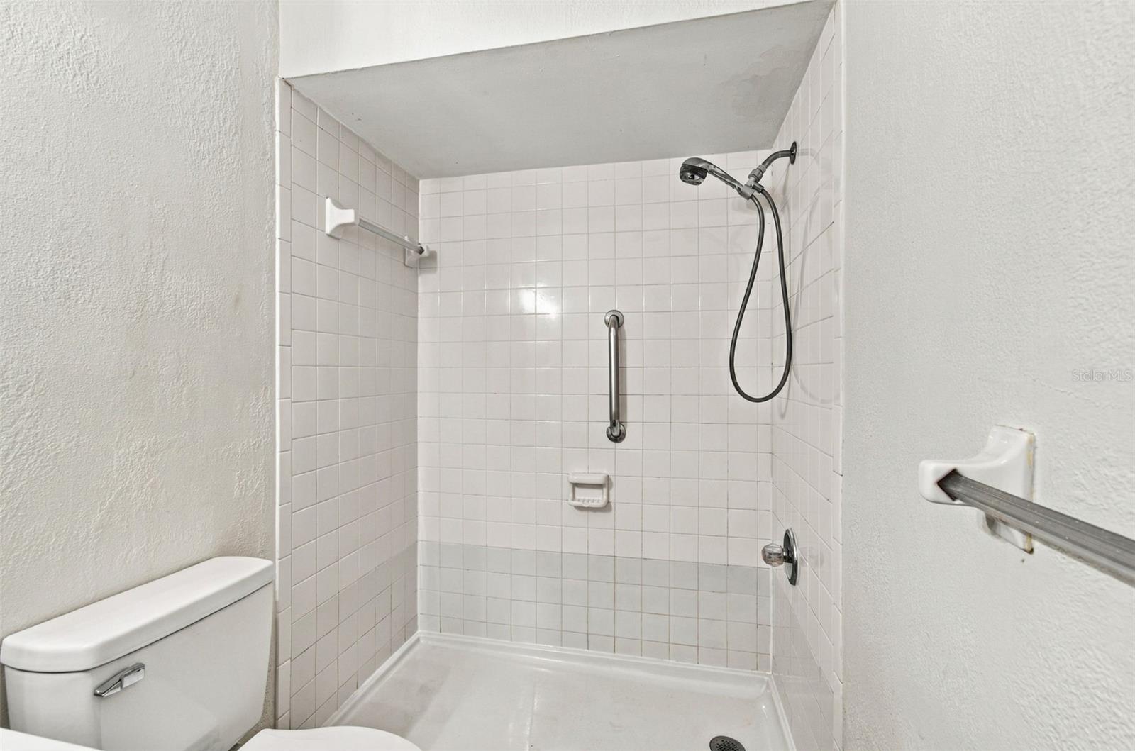 2801 BURTS AVE — photo 15