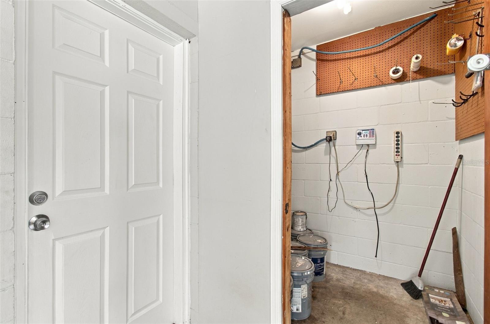 2801 BURTS AVE — photo 11