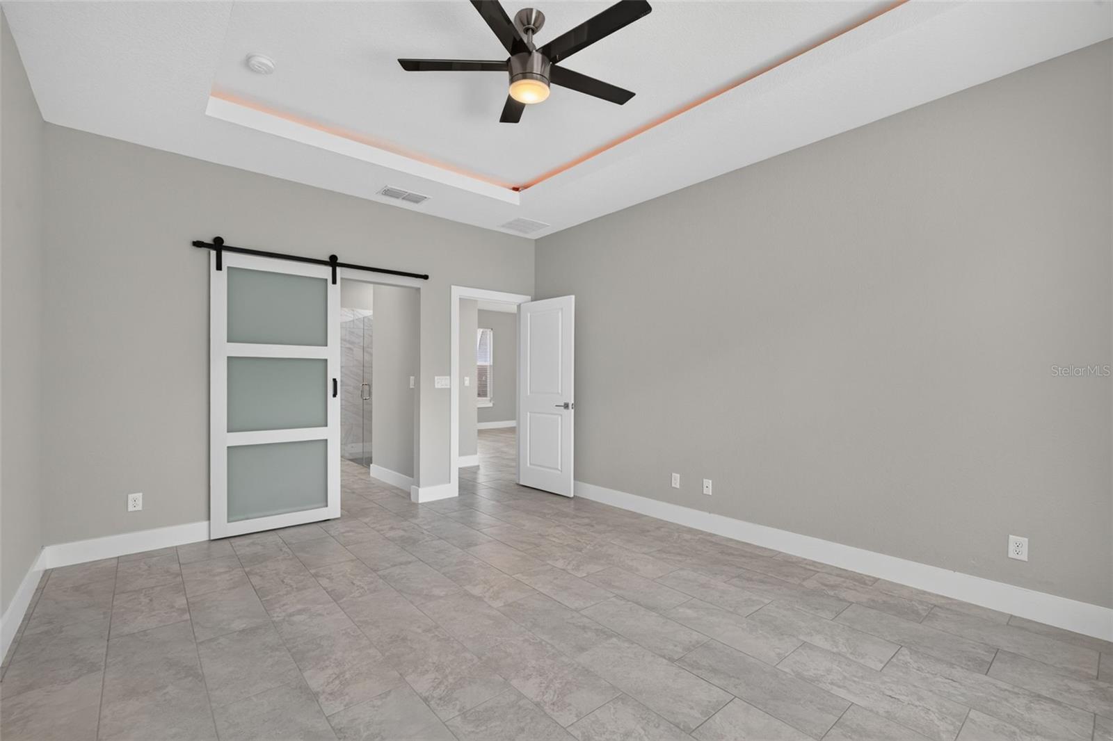 5663 GREENHOUSE AVE — photo 13