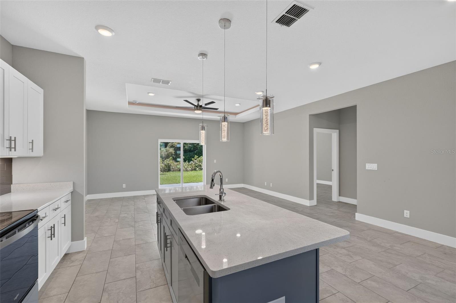 5663 GREENHOUSE AVE — photo 7