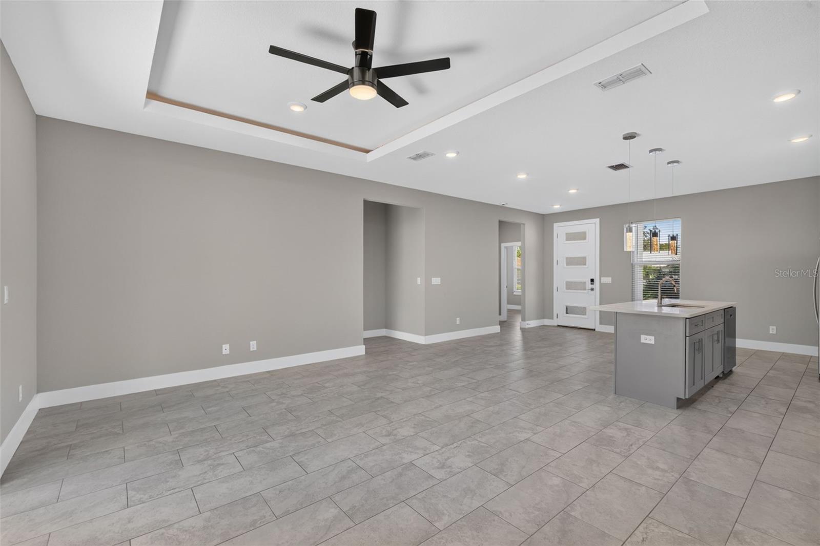 5663 GREENHOUSE AVE — photo 9