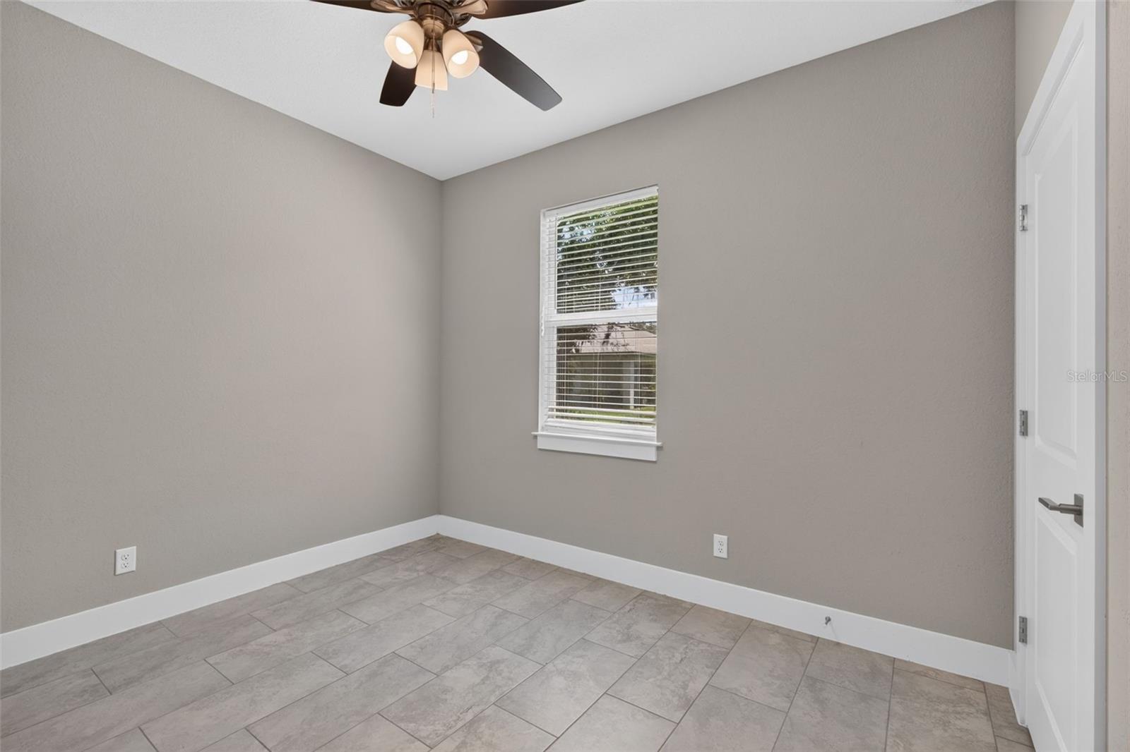 5663 GREENHOUSE AVE — photo 22
