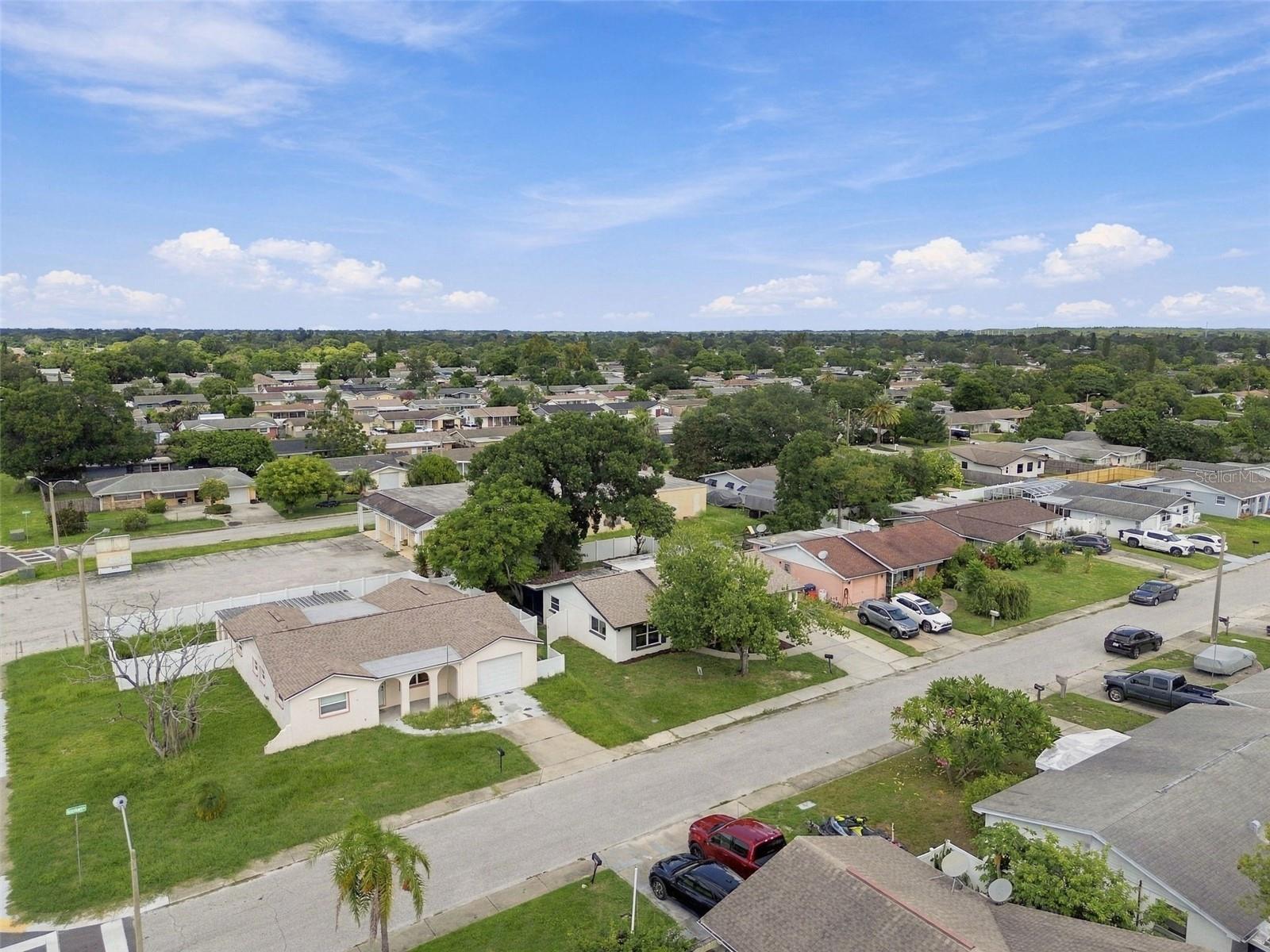 7215 ROBSTOWN DR — photo 47