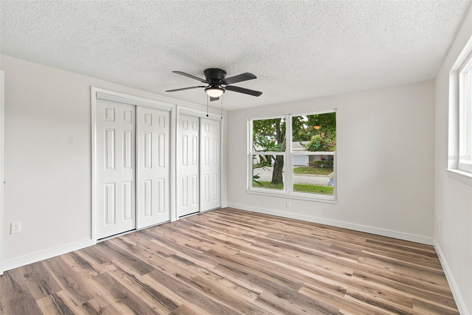 7215 ROBSTOWN DR — photo 32