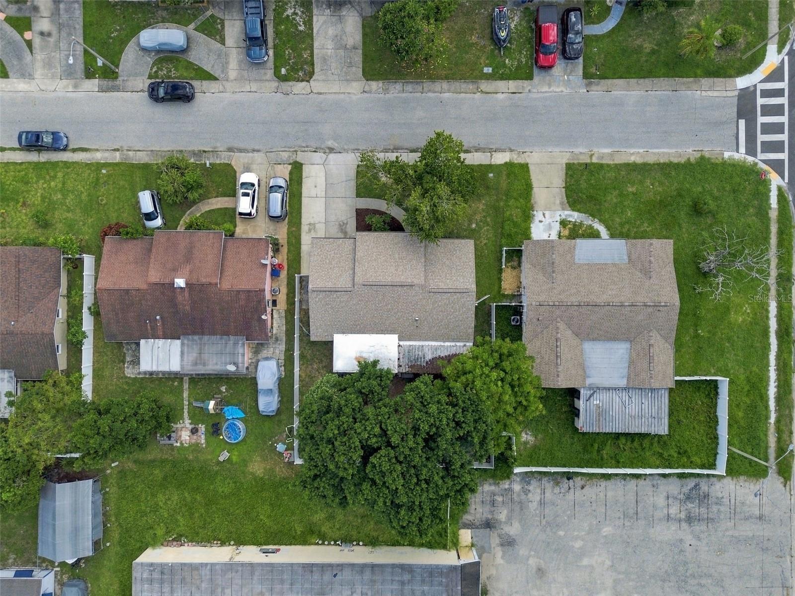 7215 ROBSTOWN DR — photo 53