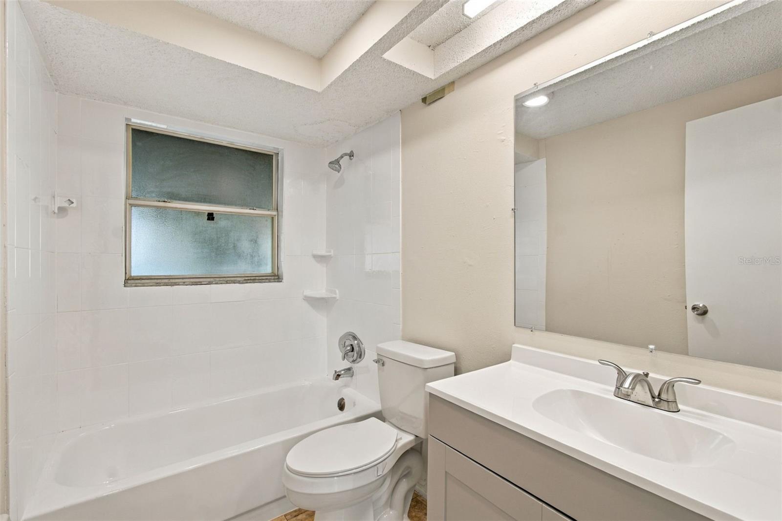 7215 ROBSTOWN DR — photo 26