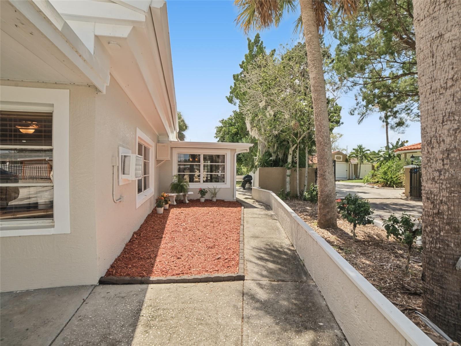 6726 UDELL LN — photo 7