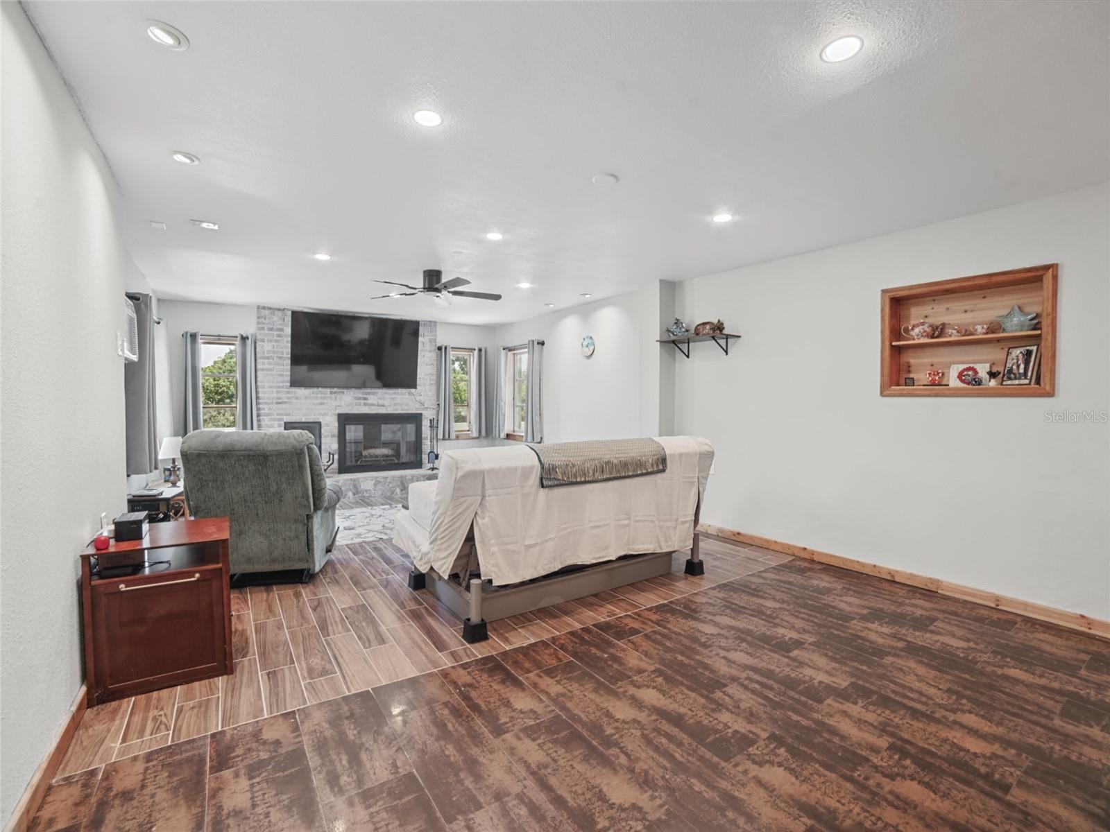 6726 UDELL LN — photo 12