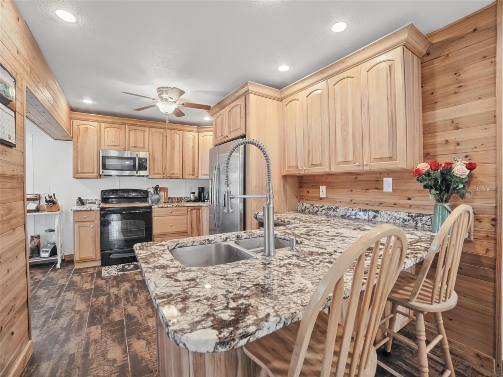 6726 UDELL LN — photo 15