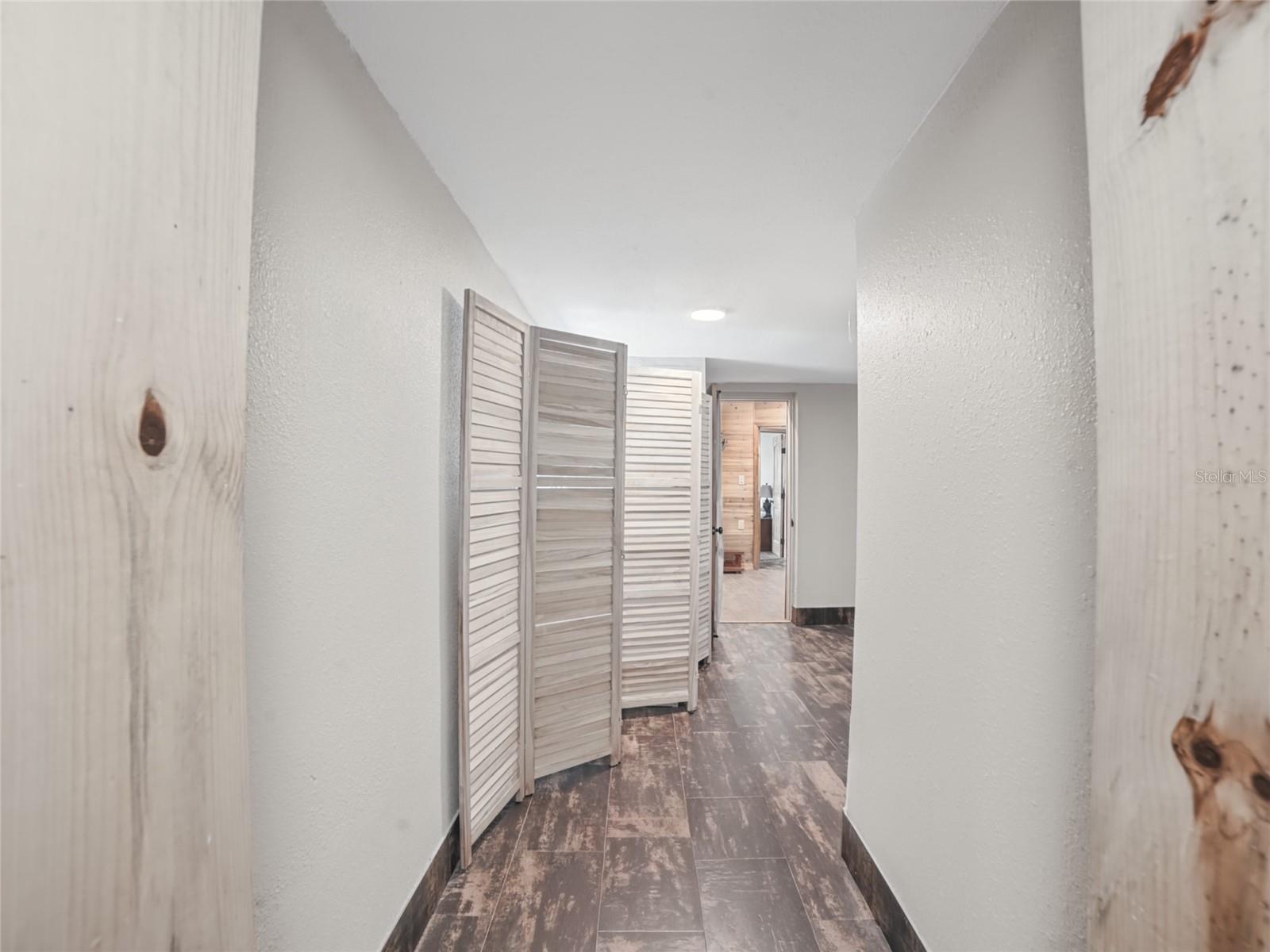 6726 UDELL LN — photo 9