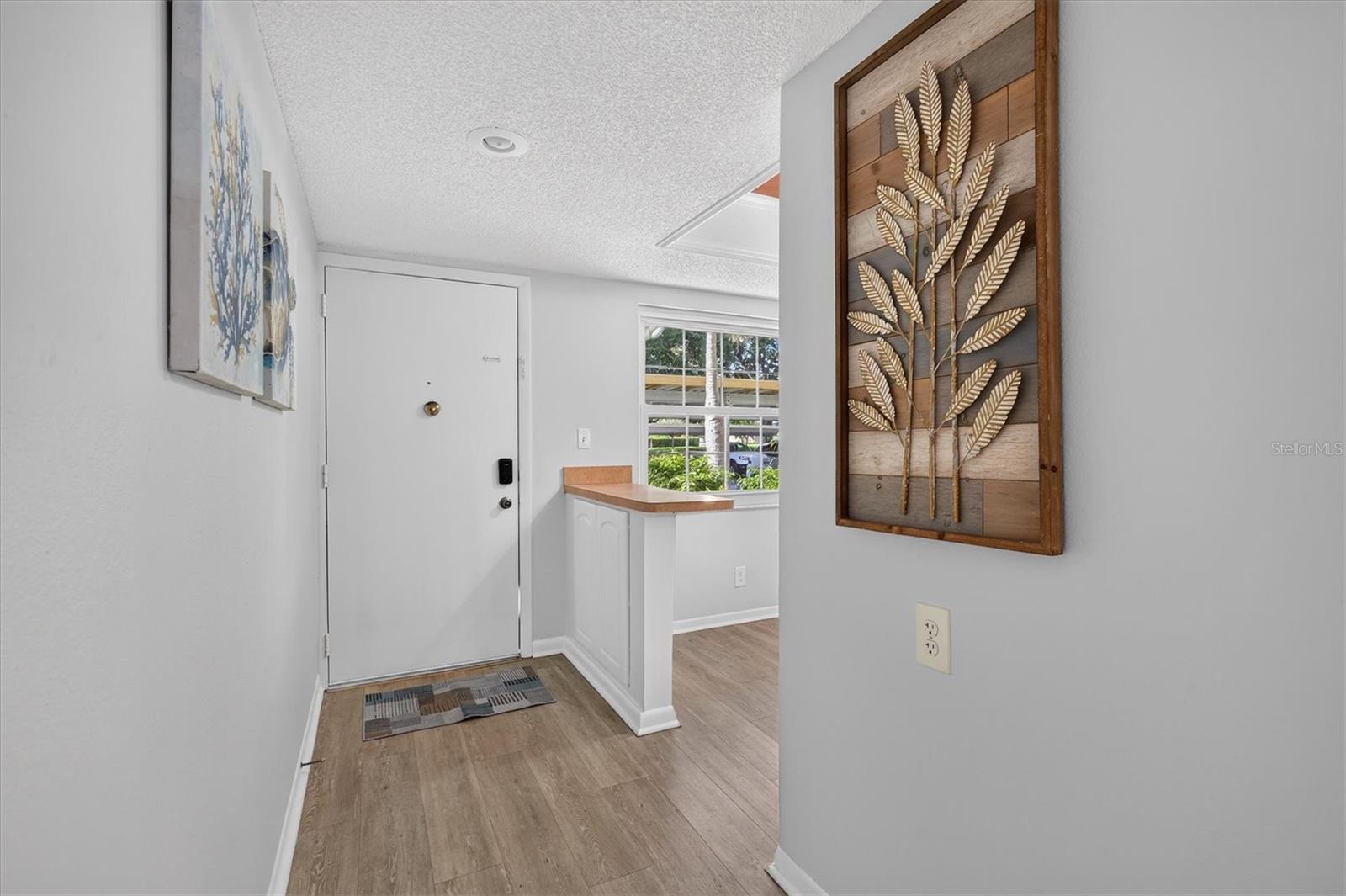 820 VIRGINIA ST #104 — photo 4