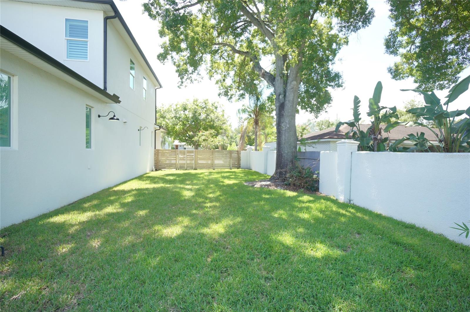 4117 W EUCLID AVE — photo 26