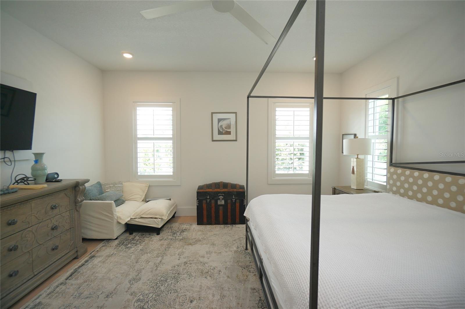 4117 W EUCLID AVE — photo 22