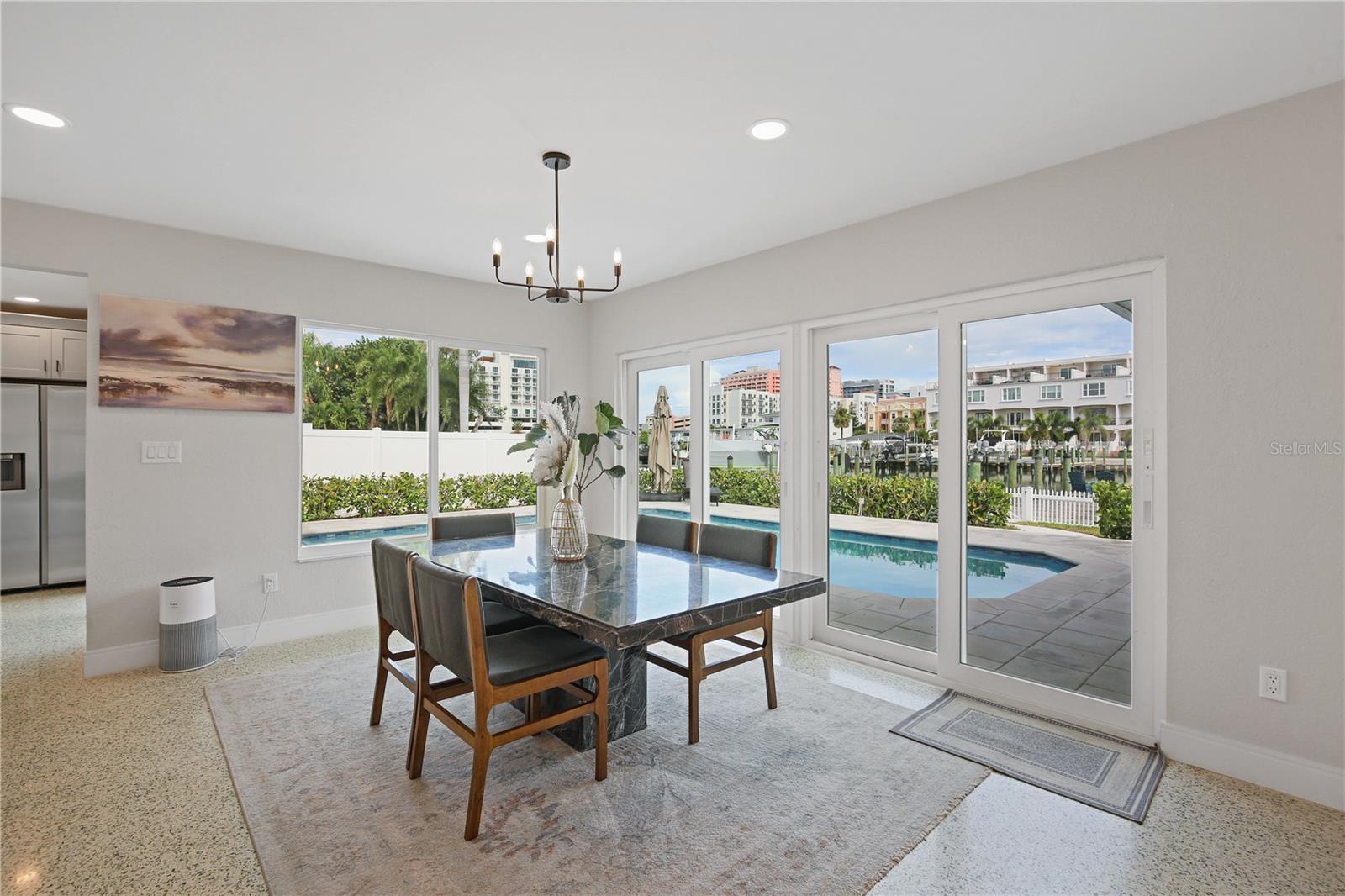 136 BAYSIDE DR — photo 16