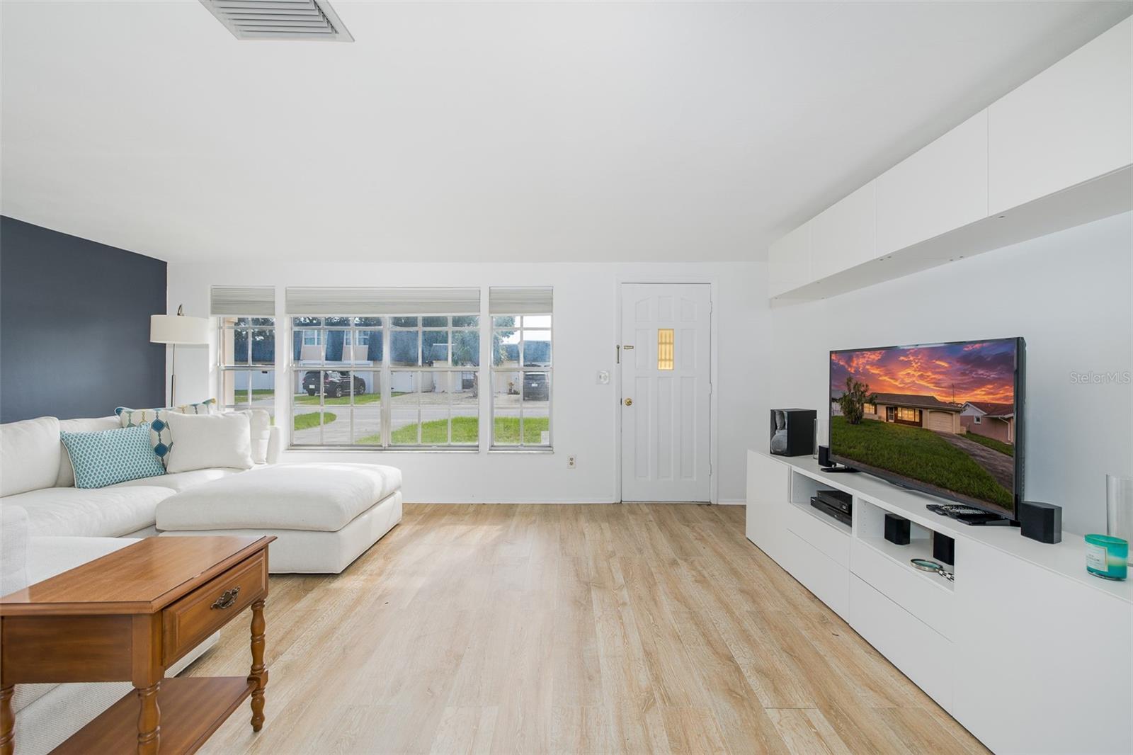 3557 ROCKAWAY DR — photo 6
