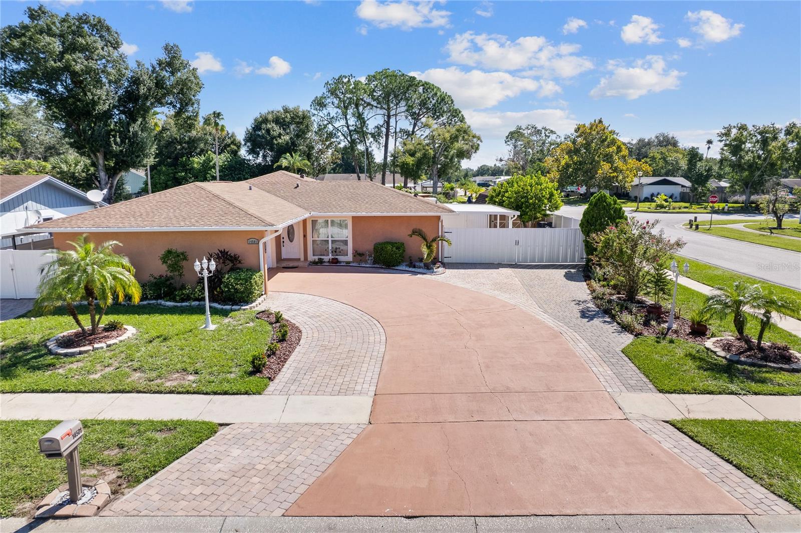14501 HIGHLAND HILLS PL — photo 55
