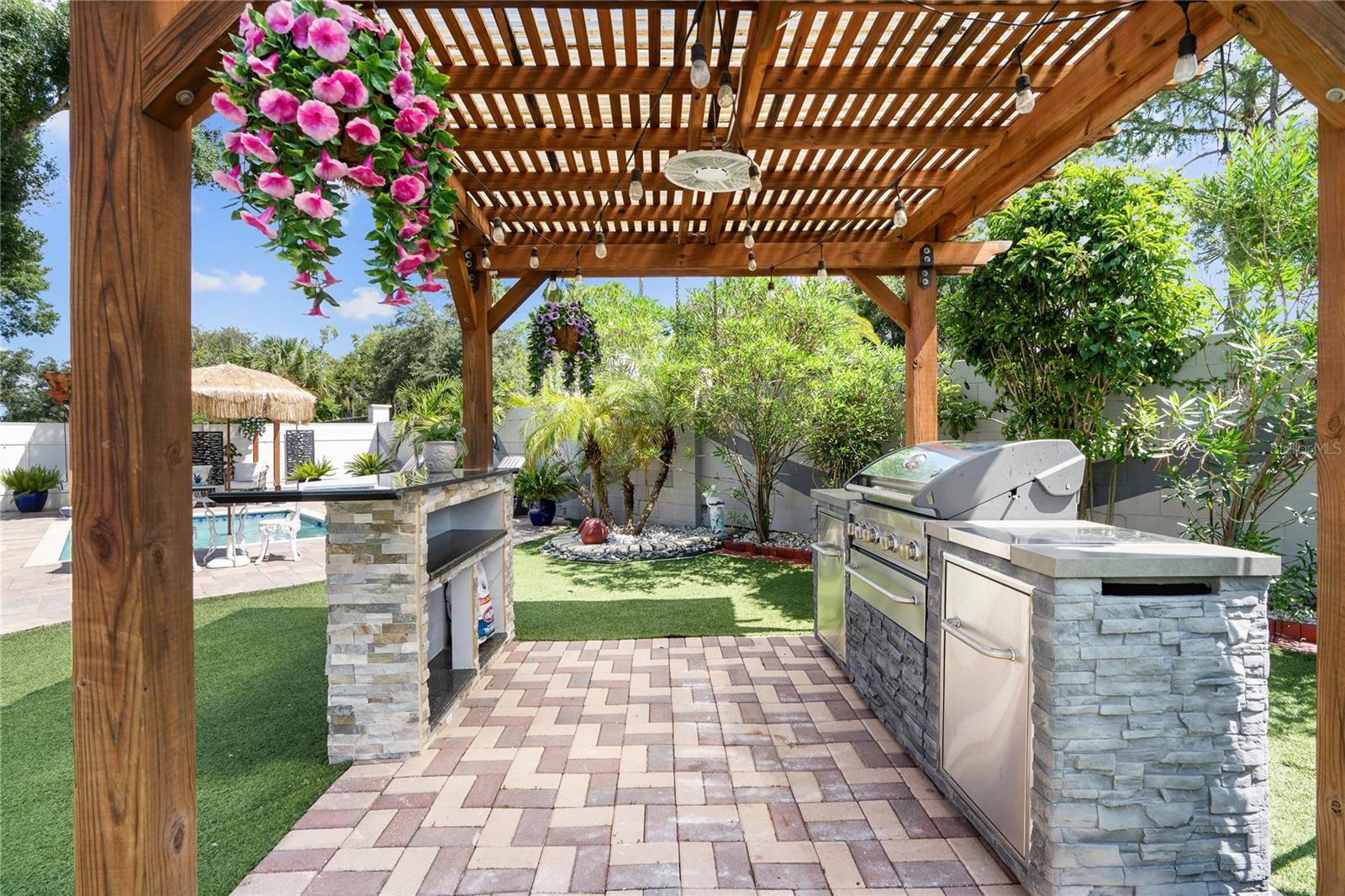 14501 HIGHLAND HILLS PL — photo 41