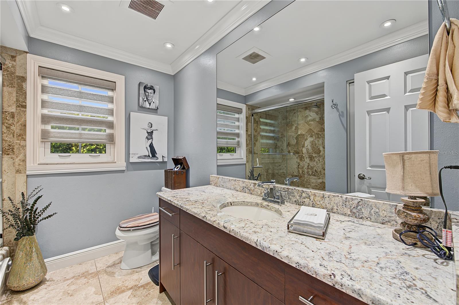 2615 LANDING WAY — photo 35