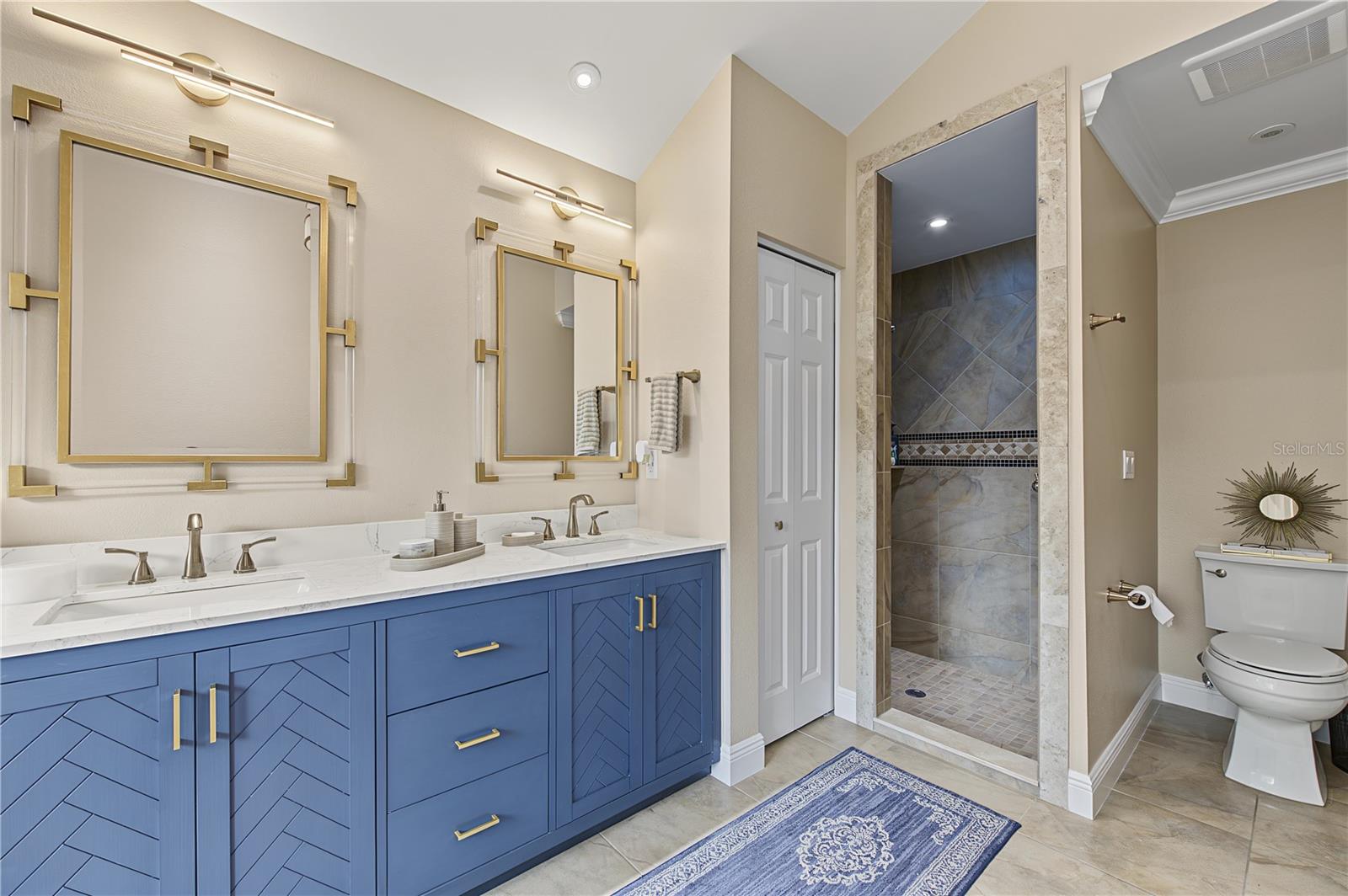 2615 LANDING WAY — photo 32