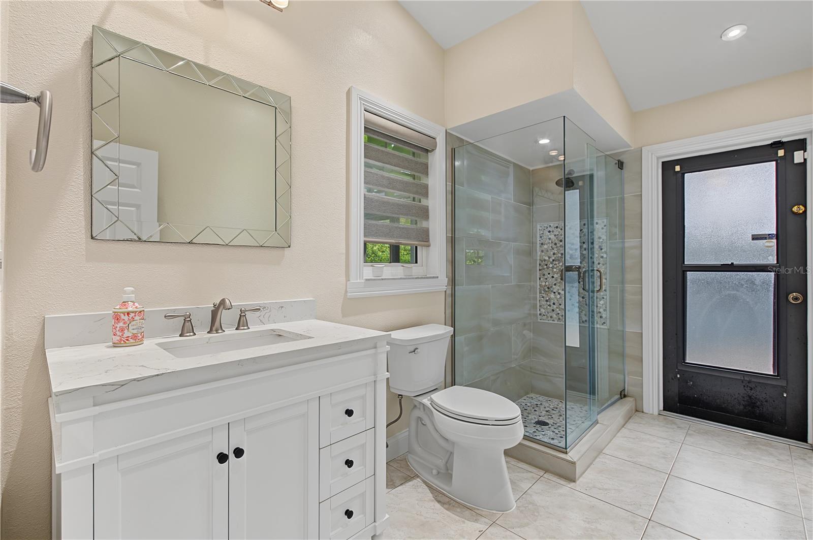 2615 LANDING WAY — photo 39
