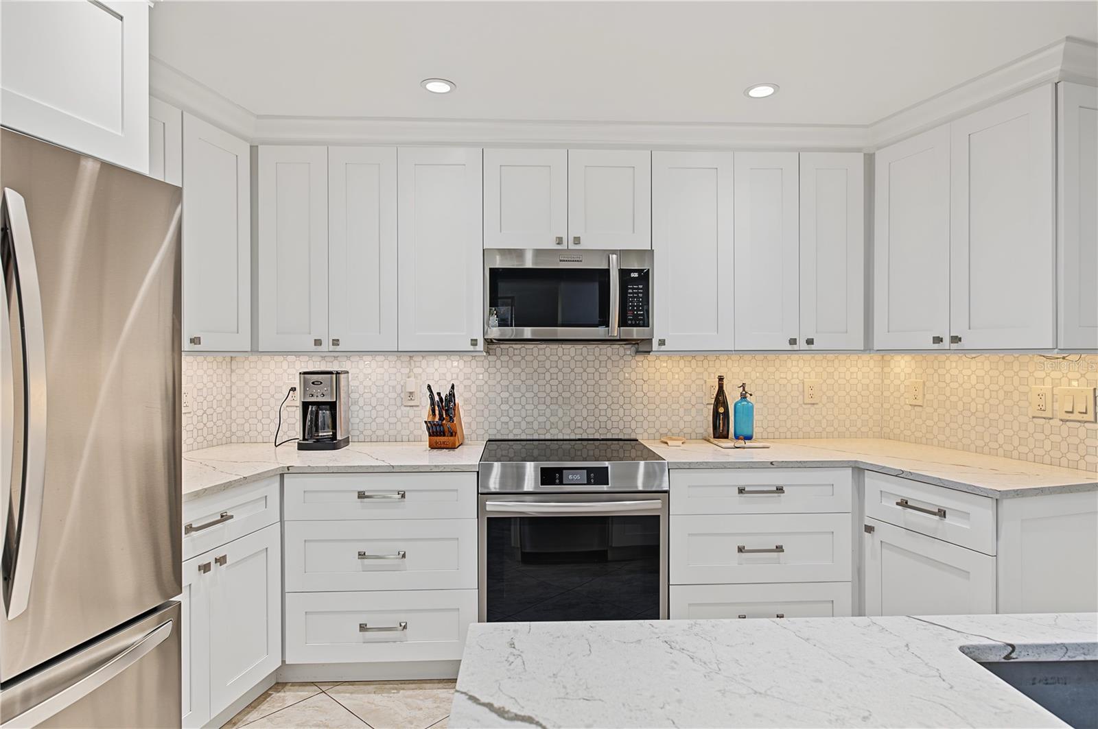 2615 LANDING WAY — photo 12