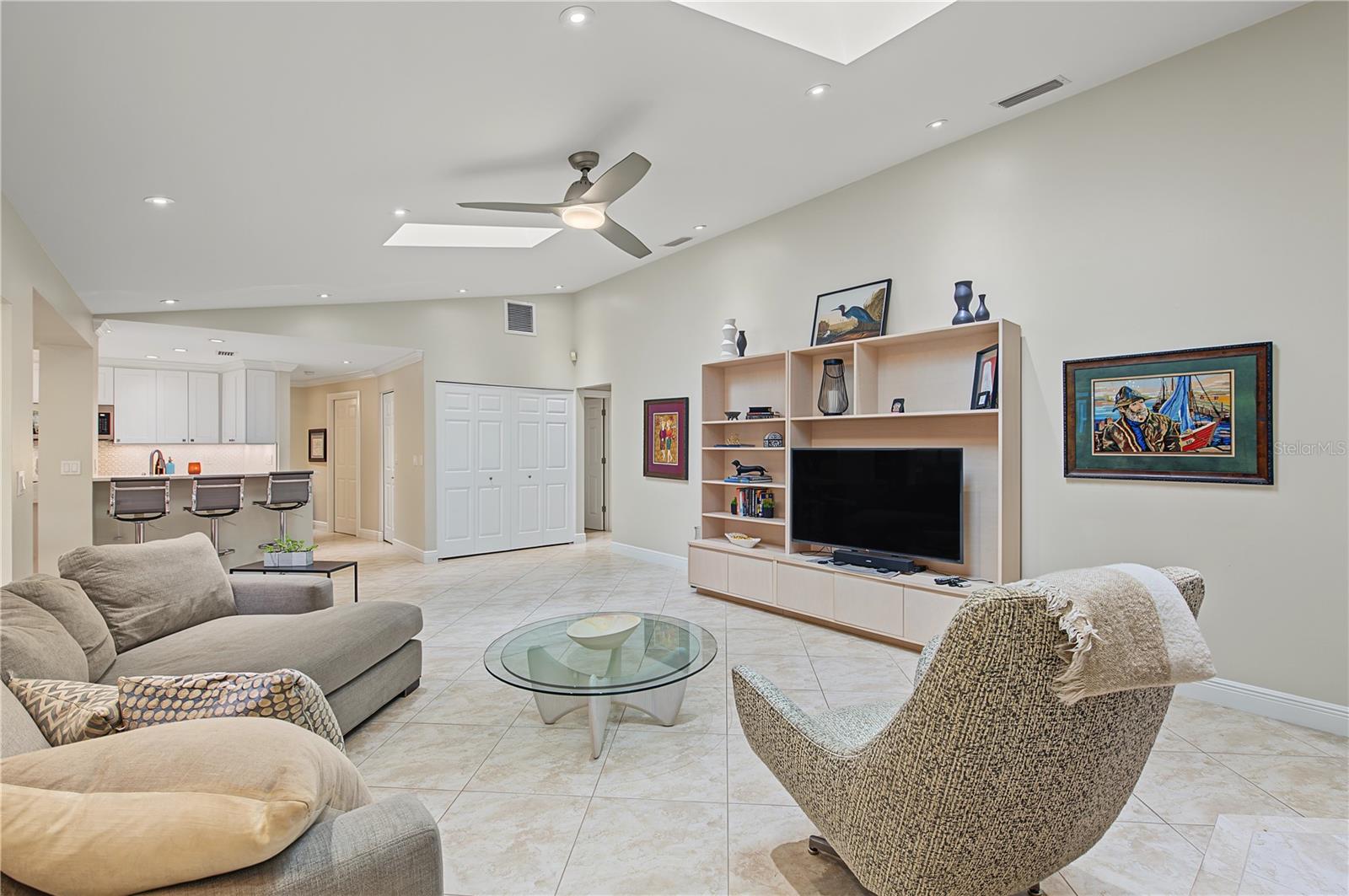 2615 LANDING WAY — photo 25