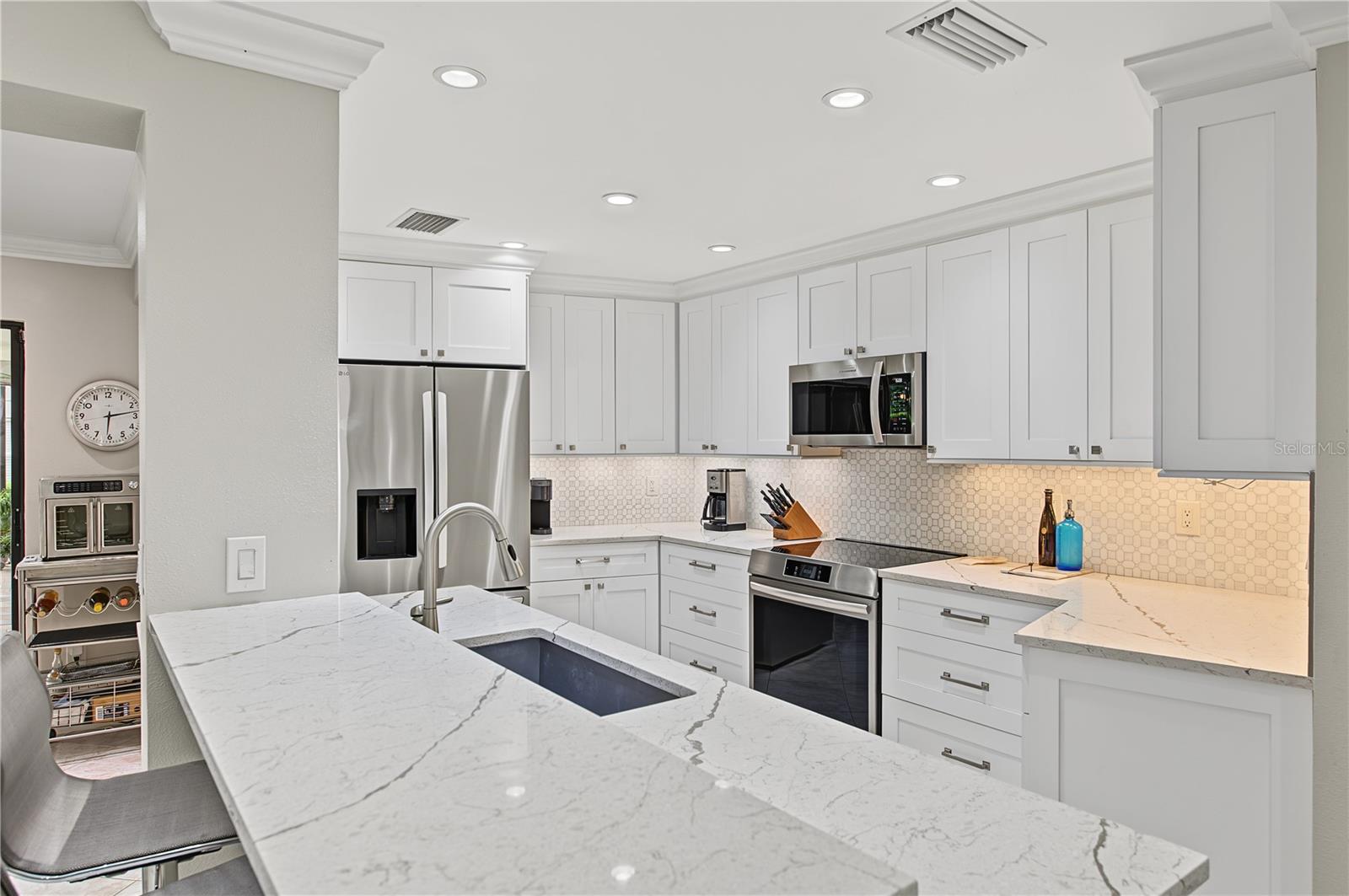 2615 LANDING WAY — photo 13