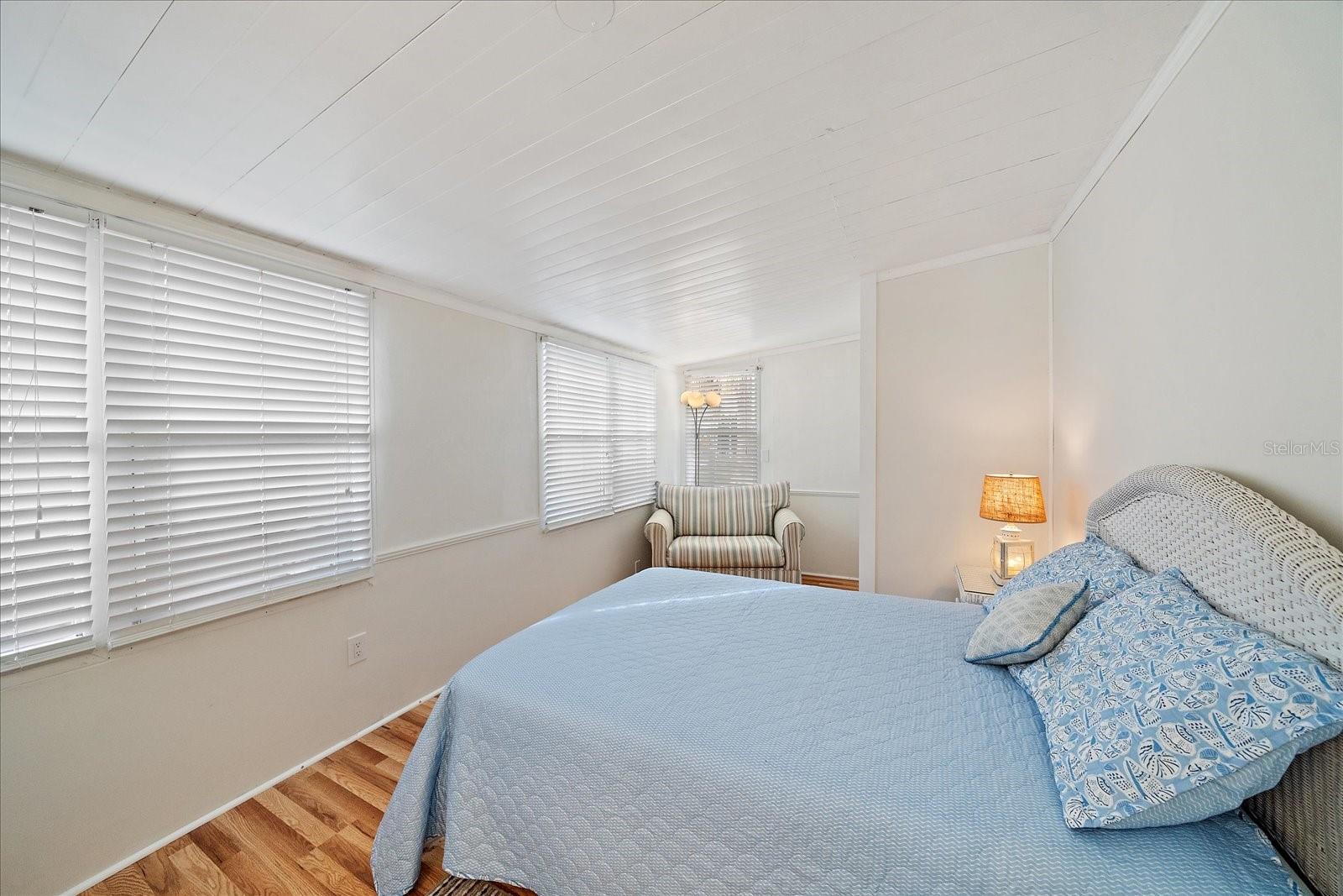 43 EDESSA DR — photo 17