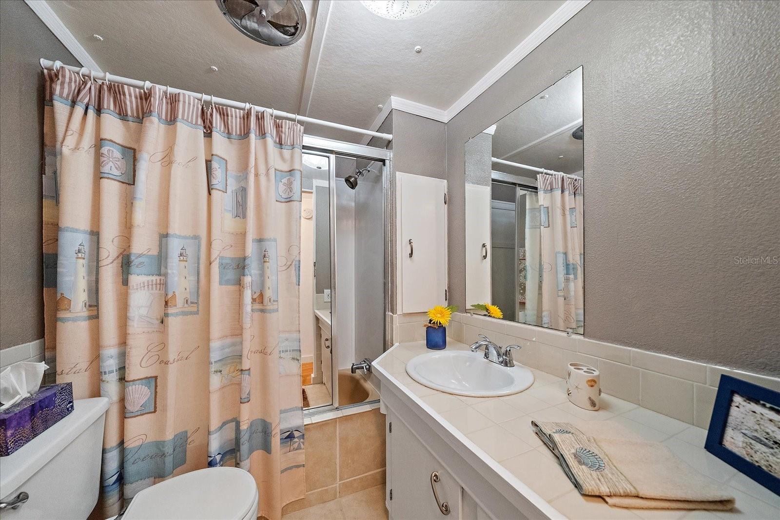 43 EDESSA DR — photo 15