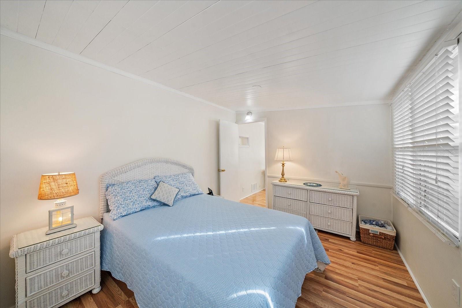 43 EDESSA DR — photo 16