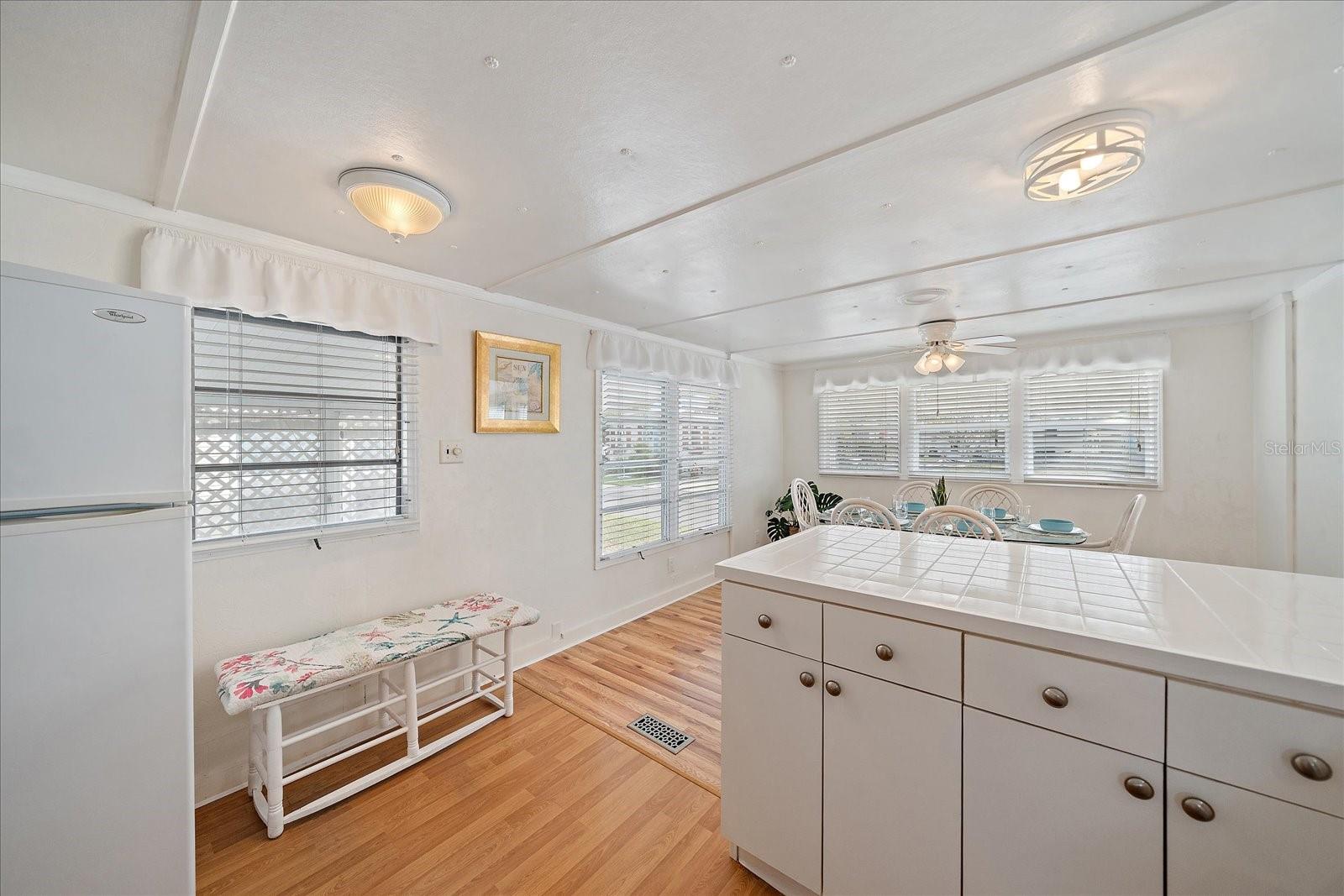 43 EDESSA DR — photo 11