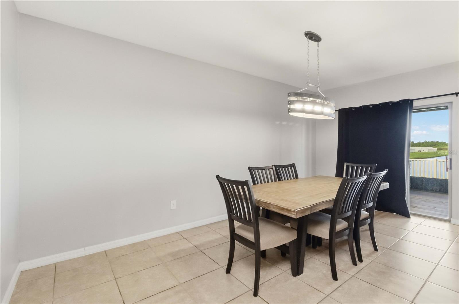 5210 DANDELION ST — photo 9
