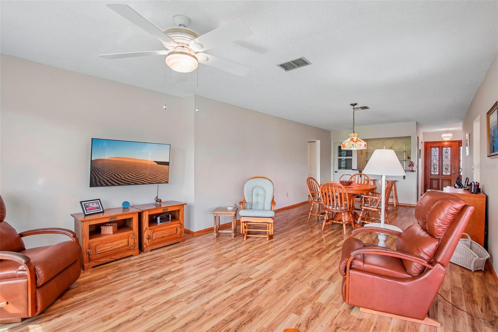 316 BROCKFIELD DR — photo 15