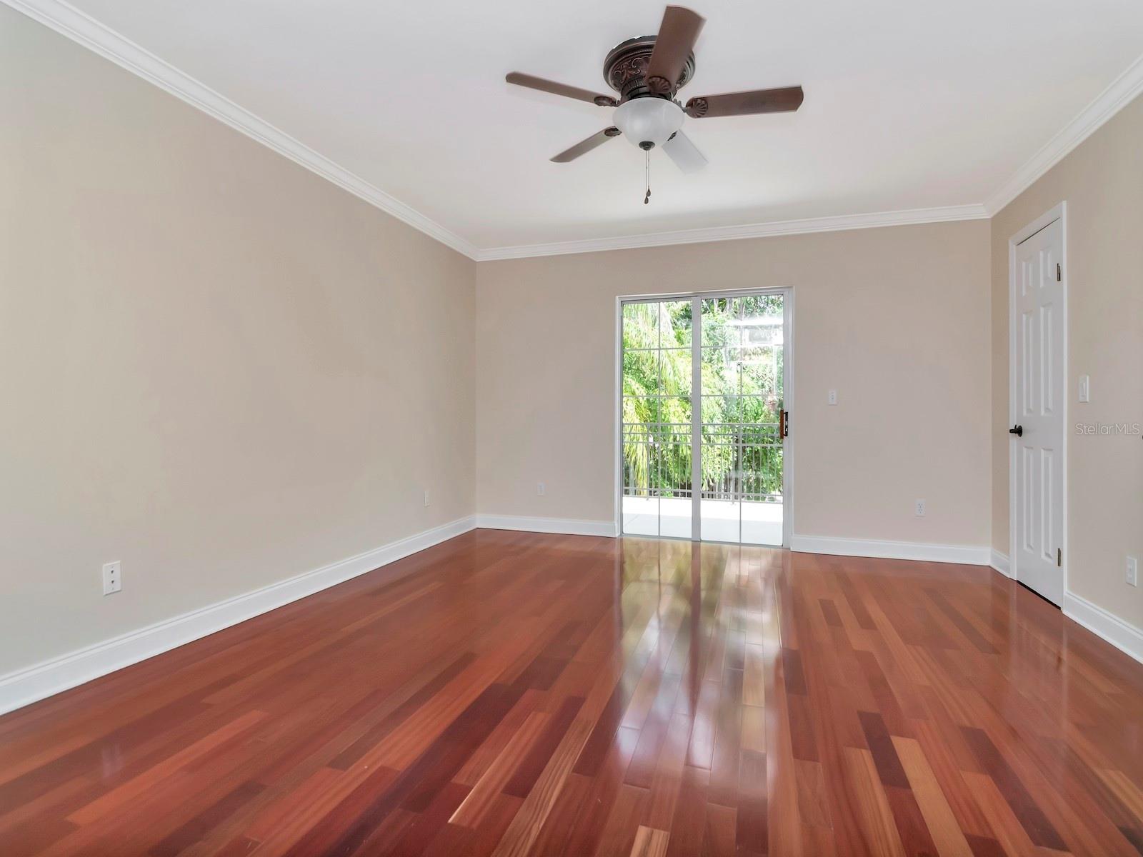 165 BALTIC CIR — photo 35