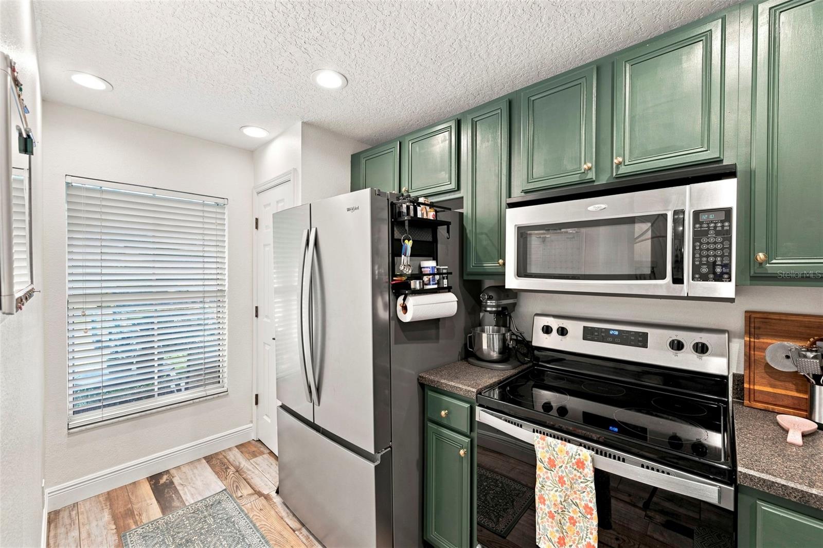 2011 SEA FRONT CT — photo 11
