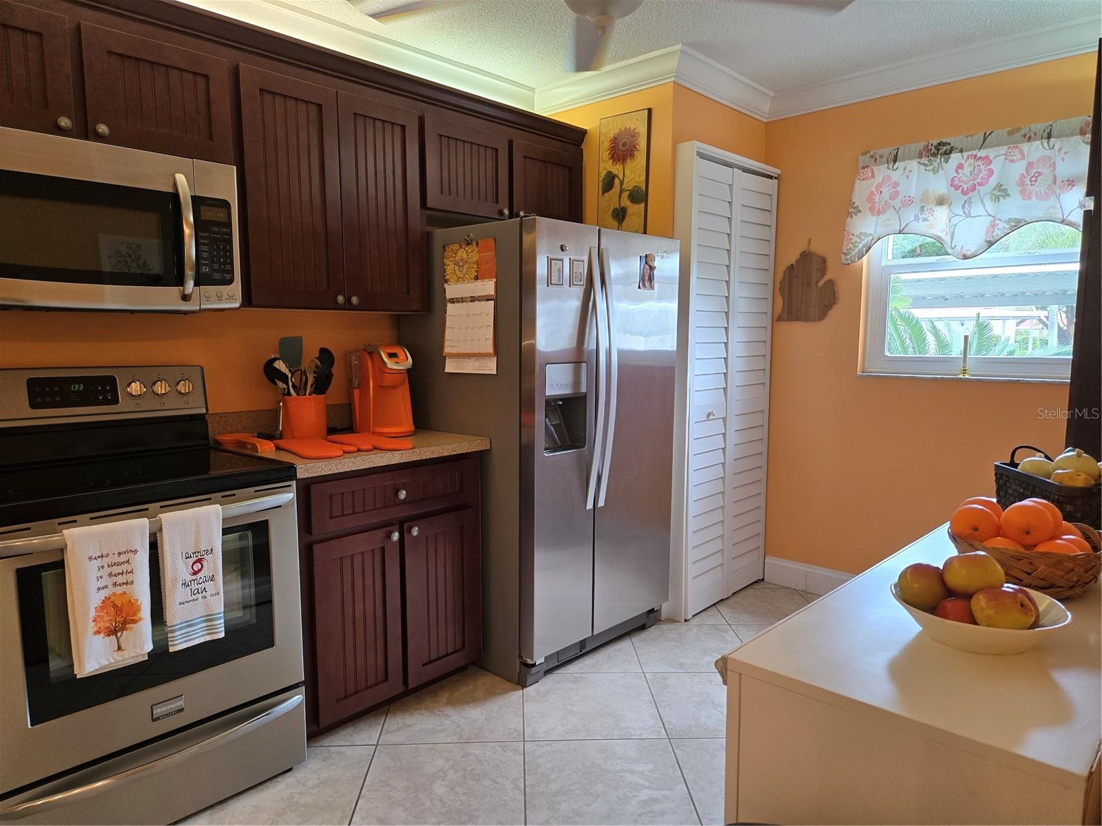 756 VILLAGE CIR #102 — photo 7
