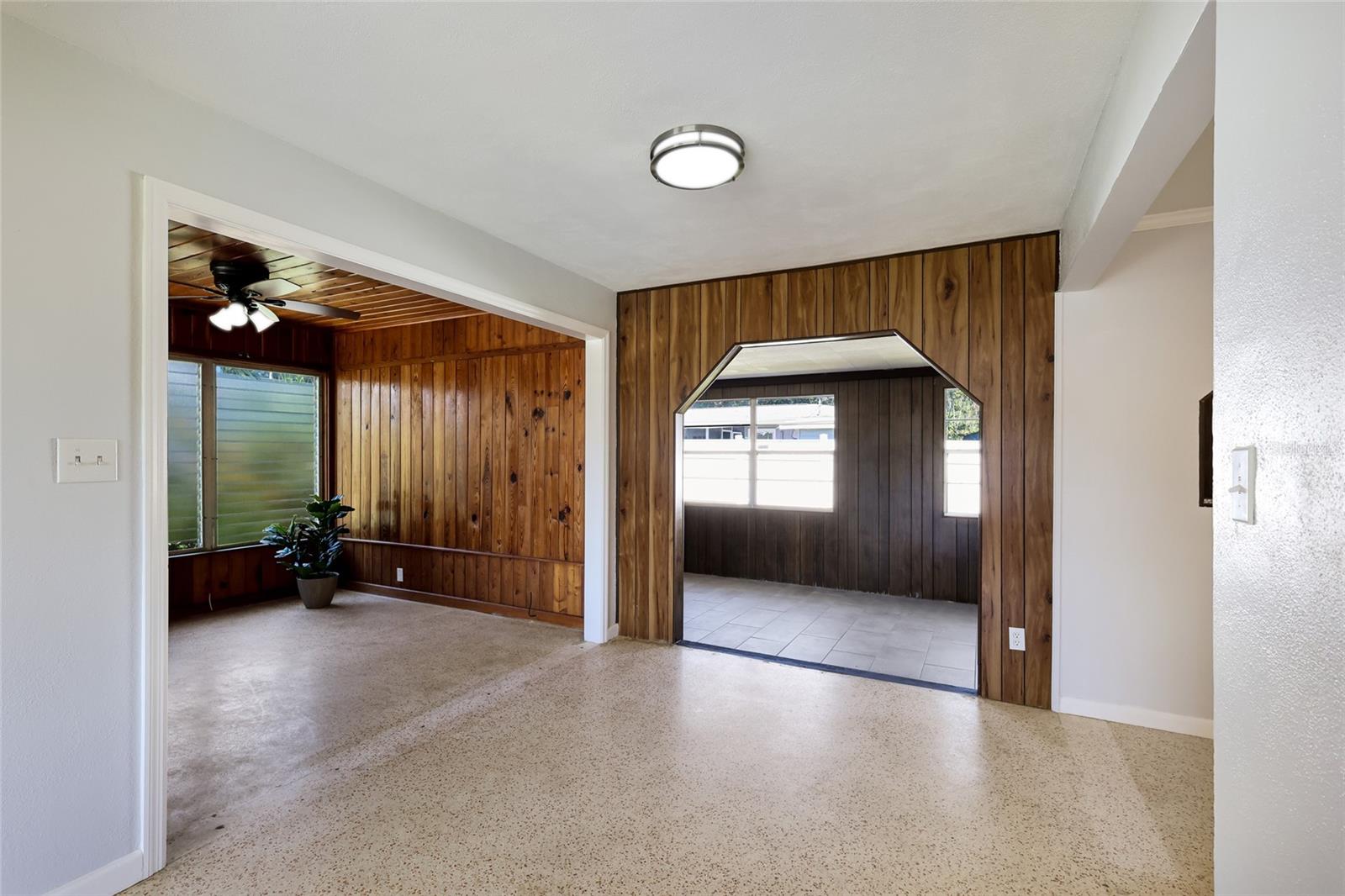 2877 MICHIGAN ST — photo 15