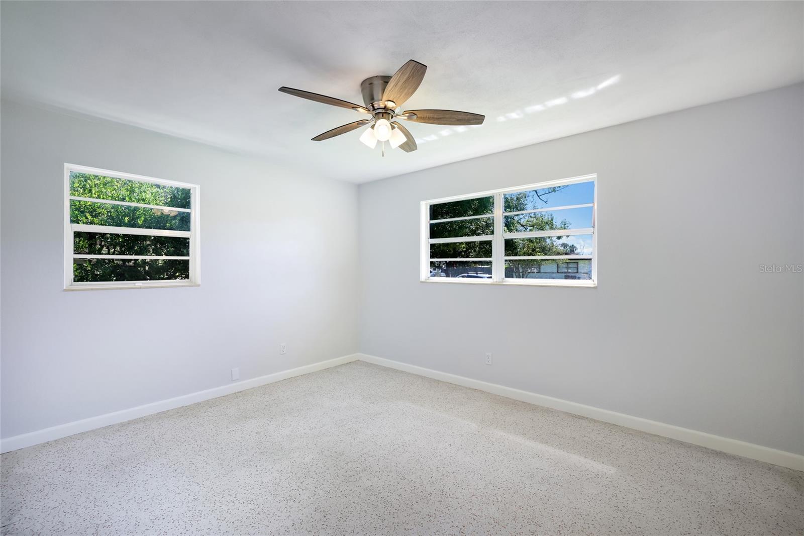 2877 MICHIGAN ST — photo 34